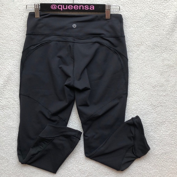 lululemon athletica Pants - Lululemon Leggings with side contrast panel